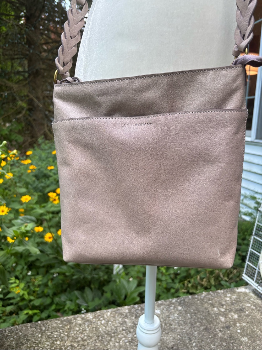 Lucky Brand Ella Adjustable Strap Pink Crossbody Bag with Braided Strap CUTE 🥰